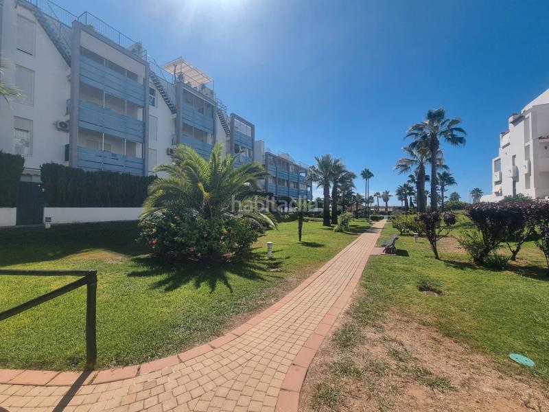 Foto af7e0df2-3b3b-44b9-9708-955d715da7ef. Piso fantastico piso en primera línea de playa en Islantilla