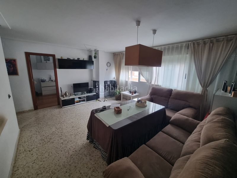 Foto f0bf27a8-e3f0-4317-a8e0-e4f6e13af62f. Pis a Isla Chica Huelva