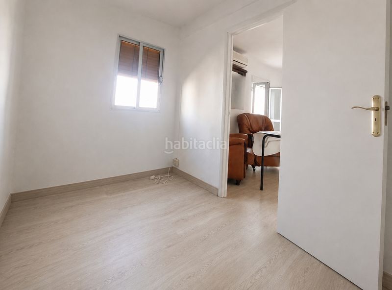 Foto a41c4a17-f8b7-41b5-98fd-f0d001f84974. Pis a calle almonte 2 a Isla Chica Huelva