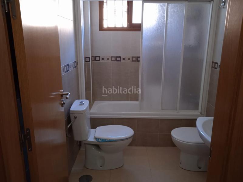 Foto e68c1338-f24a-4fbb-9de5-f42c7ffe4f4e. Pis a calle cervantes 3 a Ogíjares