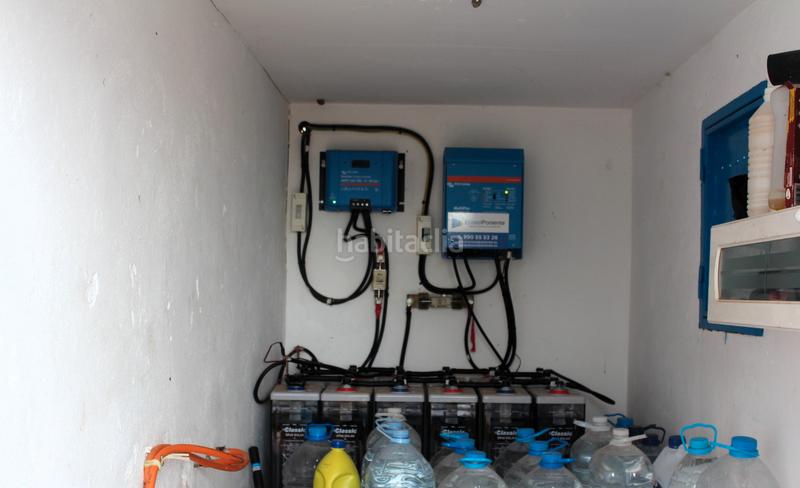 Foto a2342af1-d1cf-4359-8799-0c4402602c20. Masia amb xemeneia a Felix