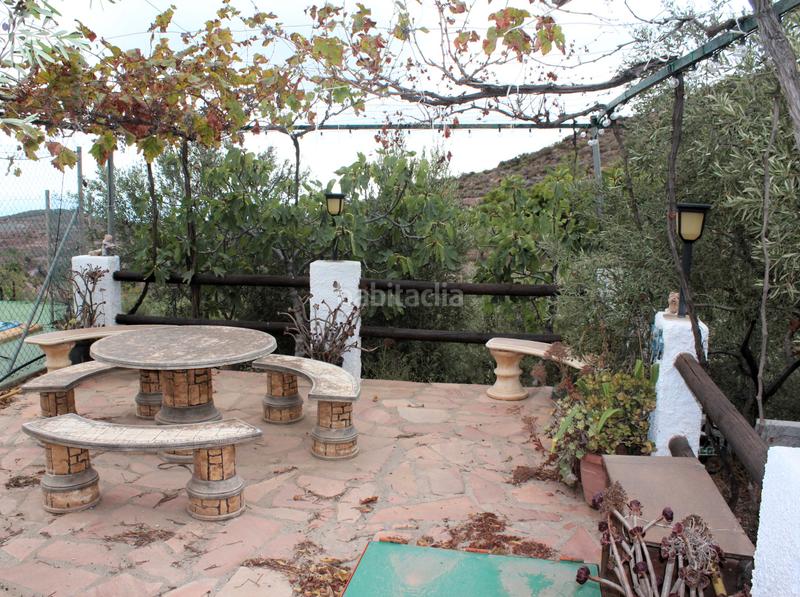 Foto e865520d-9aee-4008-a6c9-66ce7ddb2603. Masia amb xemeneia a Felix