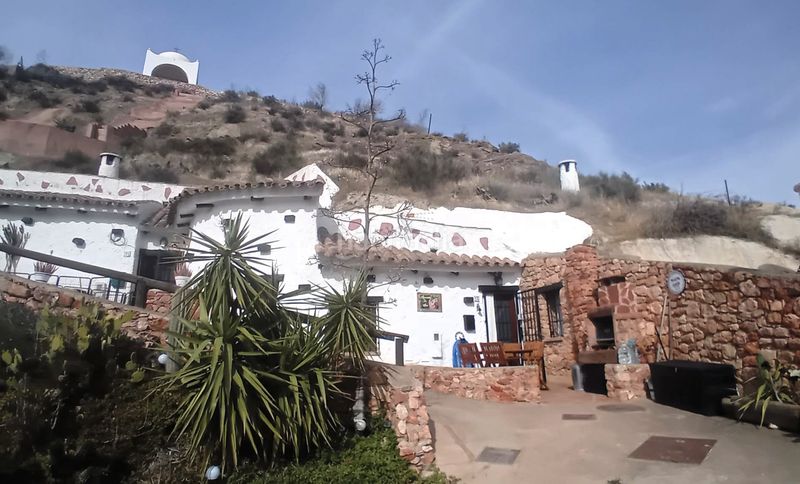 Foto d27df448-224b-47a8-a45b-40e16763f611. Casa a calle celia viñas 13 a Terque