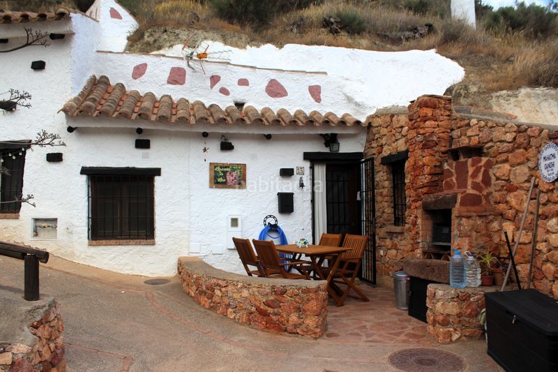 Foto e904b4ba-1614-4a7e-96ac-e6fb90bb9631. Casa a calle celia viñas 13 a Terque