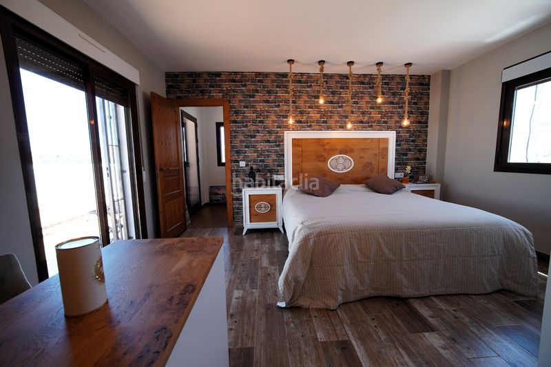 Foto dea33975-0dd4-49f9-8c3d-a9818de4ac47. Casa aparellada a Pozo de los Frailes-Presillas-Albaricoques Níjar
