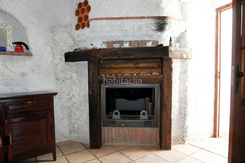 Foto 4a9c097b-7642-4e9c-b12b-a296644299f3. Casa amb xemeneia a Terque