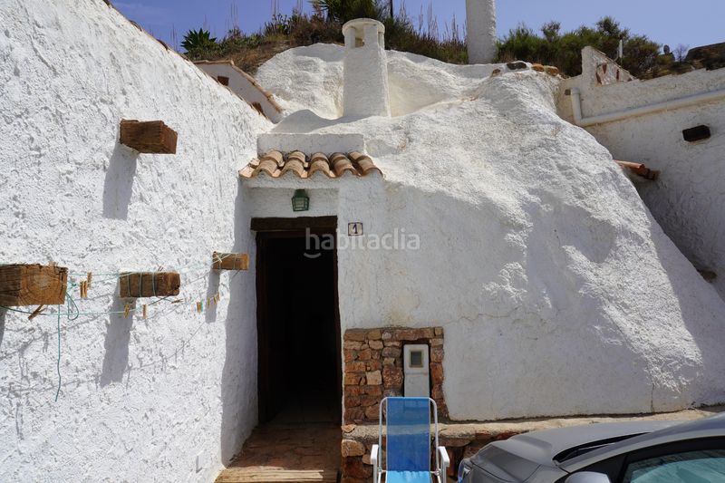 Foto df7d4b8a-047a-4a22-a41b-b73f2f7d2060. Casa amb xemeneia a Terque