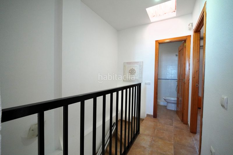 Foto 1cfb3aed-c9e4-4bcf-a004-16a662668d33. Casa adossada amb aparcament a Enix