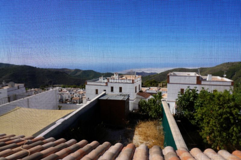 Foto 35a4f572-d8f5-43b1-b13c-8b853f75527d. Casa adossada amb aparcament a Enix
