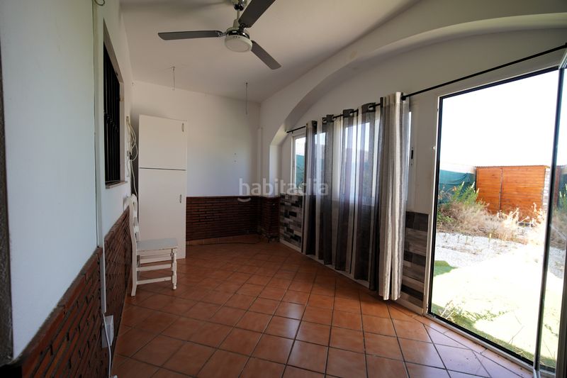 Foto 3cd8a1d6-c4b9-404e-b42c-695c5482a5d2. Casa adossada amb aparcament a Enix