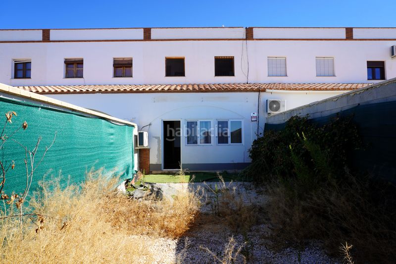 Foto bb4d9833-8921-4f1d-9952-79019d5379d5. Casa adossada amb aparcament a Enix