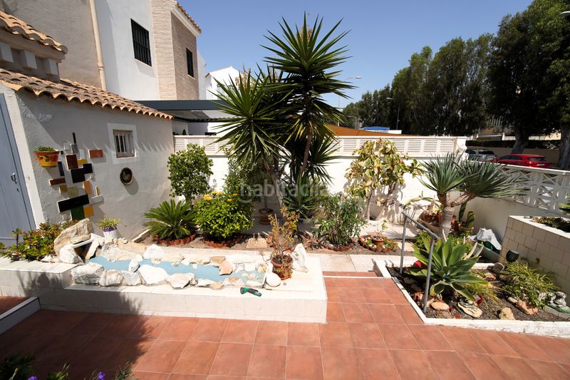 Foto d2ce9568-9c7d-4a6f-9a3d-0f33a2edbb29. Casa adossada amb piscina a El Sabinar-Urbanizaciones-Las Marinas-Playa Serena Roquetas de Mar