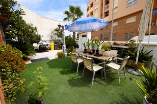 Casa adossada a El Sabinar-Urbanizaciones-Las Marinas-Playa Serena. Chalet adosado con jardín a pasos de la playa