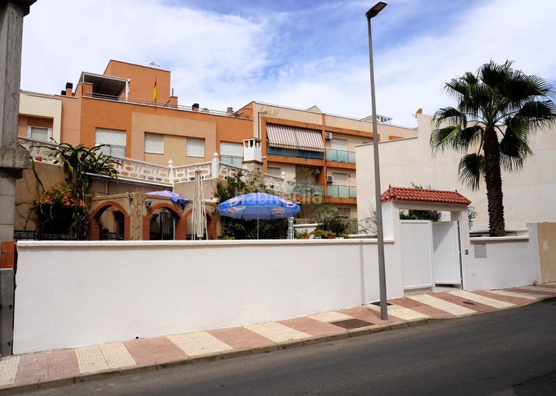 Foto d117df6f-3ade-4503-ba2c-d423c5920b9c. Casa adossada amb xemeneia aparcament piscina a El Sabinar-Urbanizaciones-Las Marinas-Playa Serena Roquetas de Mar