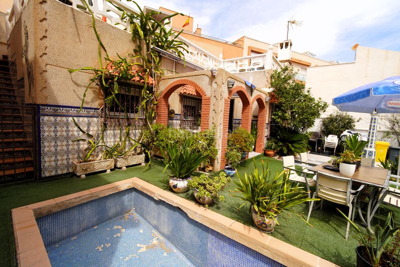 Foto f9694842-4c23-429a-a815-334738337ed8. Casa adossada amb xemeneia aparcament piscina a El Sabinar-Urbanizaciones-Las Marinas-Playa Serena Roquetas de Mar