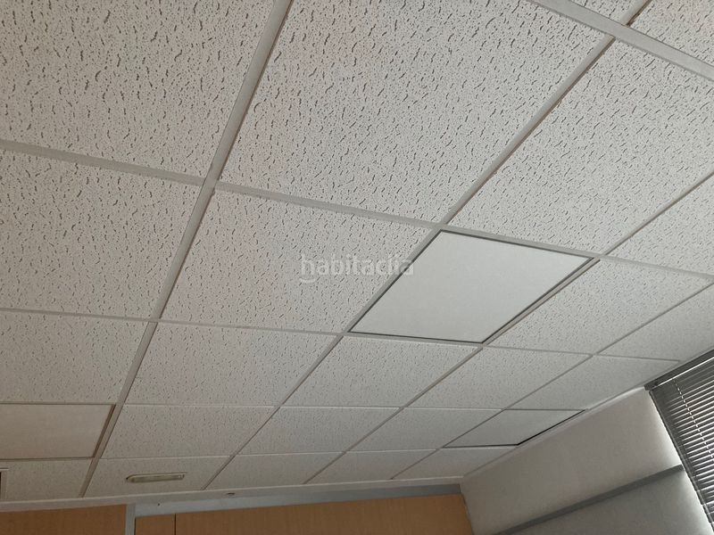 Foto 05361a7f-5267-4f1e-8746-dfda8b8157e5. Location local commercial avec chauffage dans Barrios (Los)