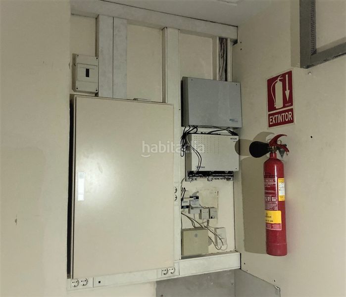 Foto 6dcf3c42-65aa-4c57-b60c-d0a063ab7ad3. Location local commercial avec chauffage dans Barrios (Los)