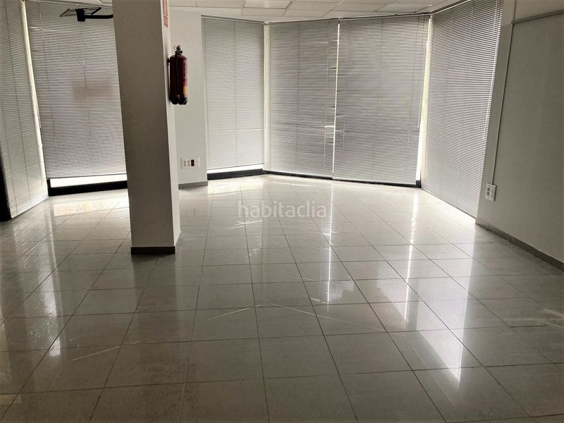 Foto 8d31eeac-4551-4117-be3f-dc50e9945e7a. Location local commercial avec chauffage dans Barrios (Los)