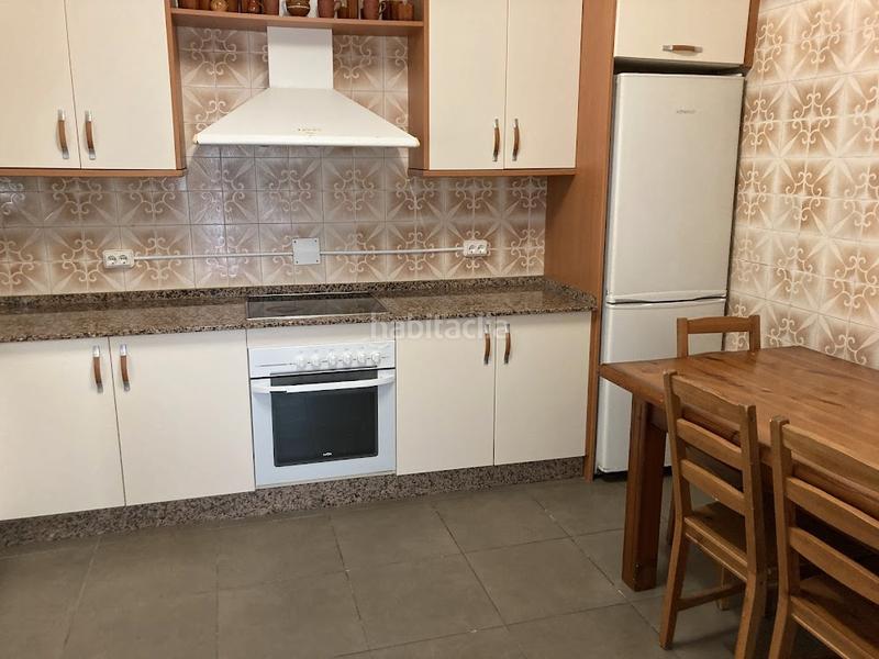 Foto c2cf188c-fec6-4f20-907b-de156bcfc225. Haus mit kamin in Barrios (Los)