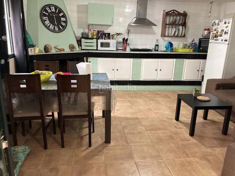 Foto f7b44137-5511-4690-b611-d15f5d59531e. Haus mit kamin in Barrios (Los)