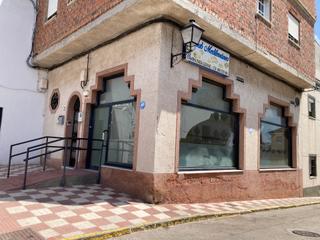 Geschäftsraum in Calle los francos 18. Local comercial céntrico en los barrios