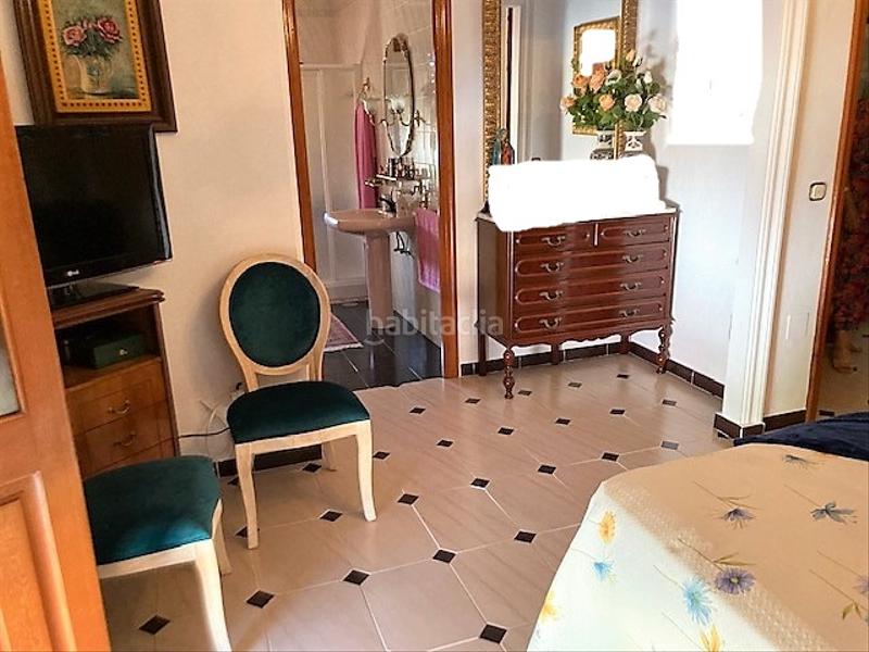 Foto 4508b0f8-f90d-4da2-bfdc-1cfbab006980. Casa en santa rosa-planta baja y sotano en parcela grande en Barrios (Los)