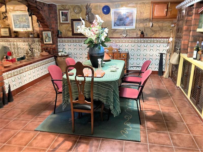 Foto f3abb564-be12-4a49-abf8-3ed004ec1586. Casa en santa rosa-planta baja y sotano en parcela grande en Barrios (Los)