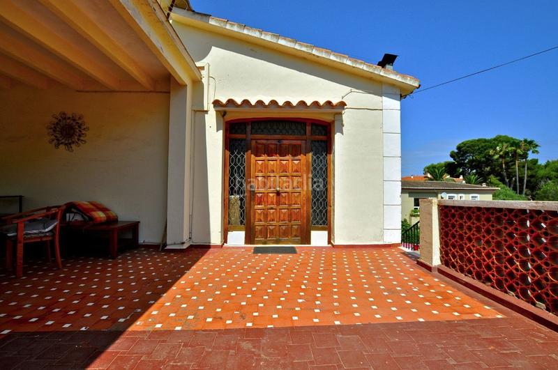 Foto 0c7cada7-6e4b-4922-ba24-c93bef2a1a83. Chalet y restaurante se vende en Las Rotas / Les Rotes Dénia