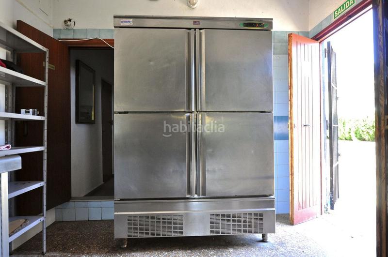 Foto 0f6f4c71-7c54-49fb-8e45-0e7549422911. Chalet y restaurante se vende en Las Rotas / Les Rotes Dénia