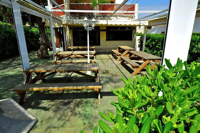 Foto 4b24d81d-a198-4465-9b95-bfb5e2cd42e9. Chalet y restaurante se vende en Las Rotas / Les Rotes Dénia