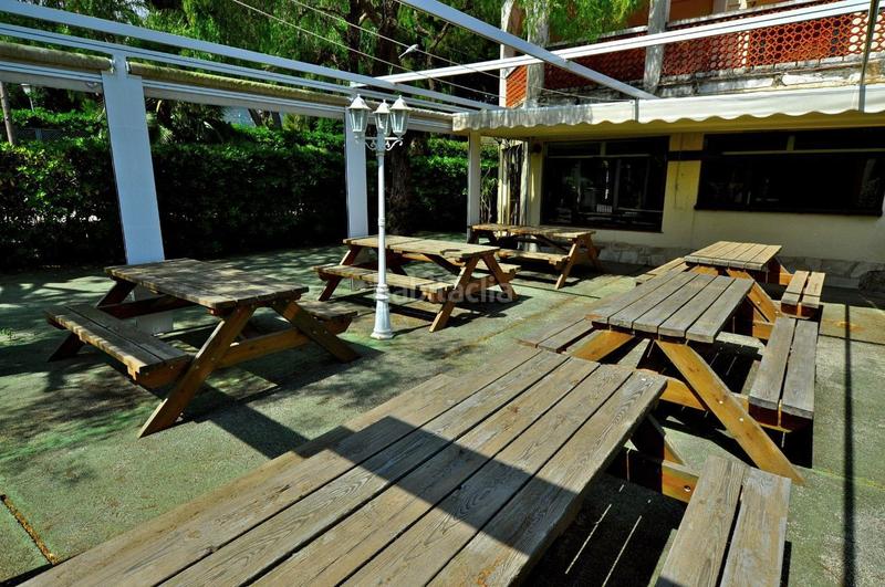 Foto b4ca7366-3ea2-4d27-9a87-f844a2f9c417. Chalet y restaurante se vende en Las Rotas / Les Rotes Dénia