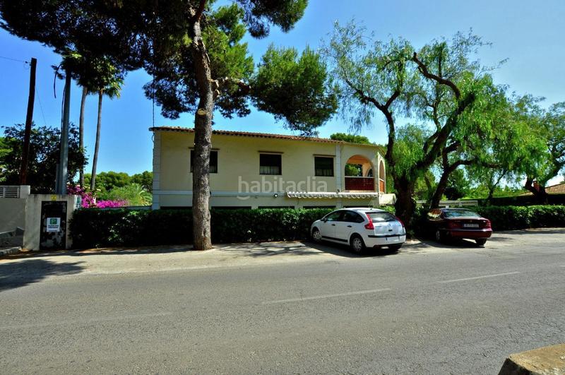 Foto df2036cb-bcd6-4b92-9fbd-4e2901b79b8b. Chalet y restaurante se vende en Las Rotas / Les Rotes Dénia
