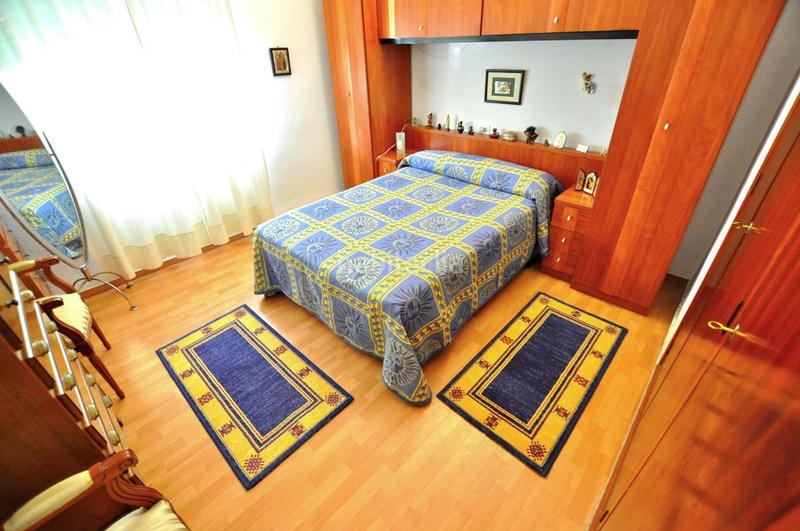 Foto f0abe4d7-7ff2-4d66-b1dc-7f6a94e8ce52. Chalet y restaurante se vende en Las Rotas / Les Rotes Dénia