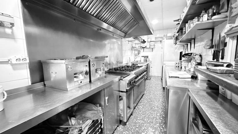 Foto 08348acf-b41e-40e2-82f9-daf589f13566. Pas-de-porte local commercial dans carrer d'eivissa 18 dans Valencia