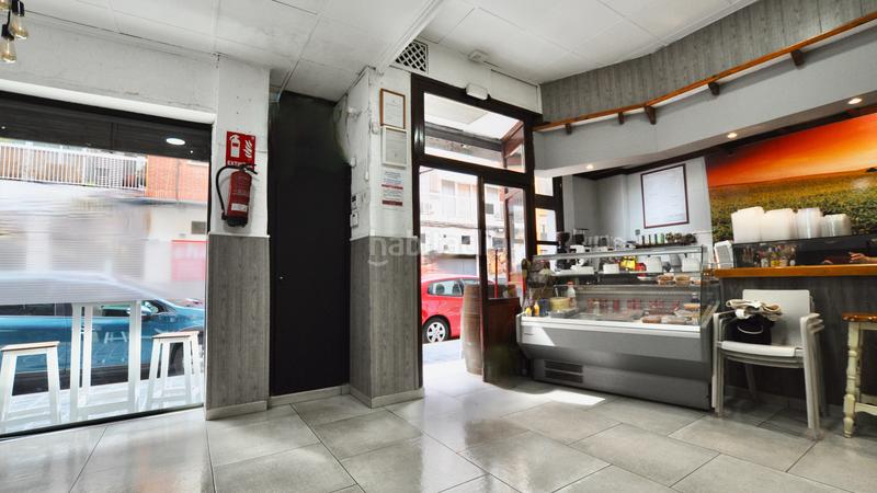 Foto 4436e8e7-d60d-4e79-8ad0-f2eaee2f0d9b. Pas-de-porte local commercial dans carrer d'eivissa 18 dans Valencia