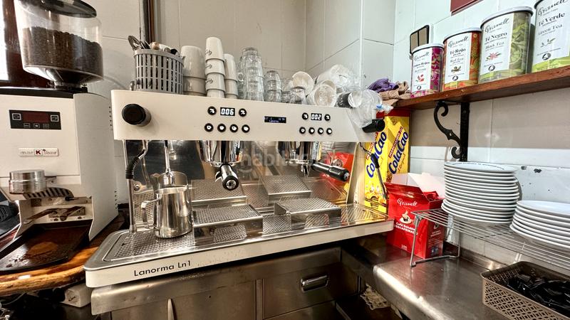 Foto 19a6ae37-e438-4e3d-9371-b39044e21bf1. Umzug geschäftsraum in carrer d'eivissa 18 in La Creu del Grau Valencia