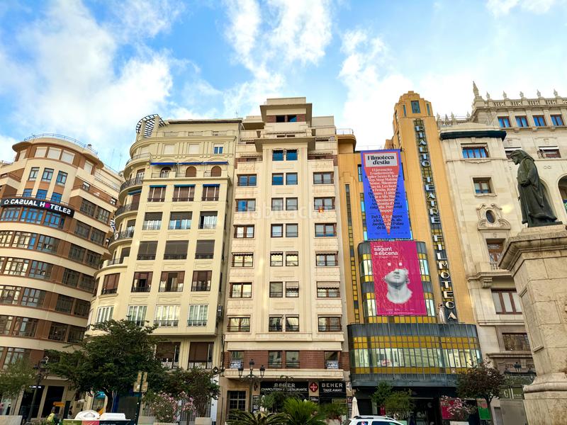 Foto 22ff4f4f-cdee-4bd0-835b-58787e0622a8. Rent flat in plaça de l'ajuntament 16 in Sant Francesc Valencia