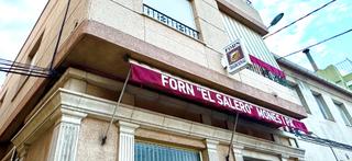 Local Comercial a Calle valencia 25. Planta baja con negocio de horno de panadería y pastelería + 2 p