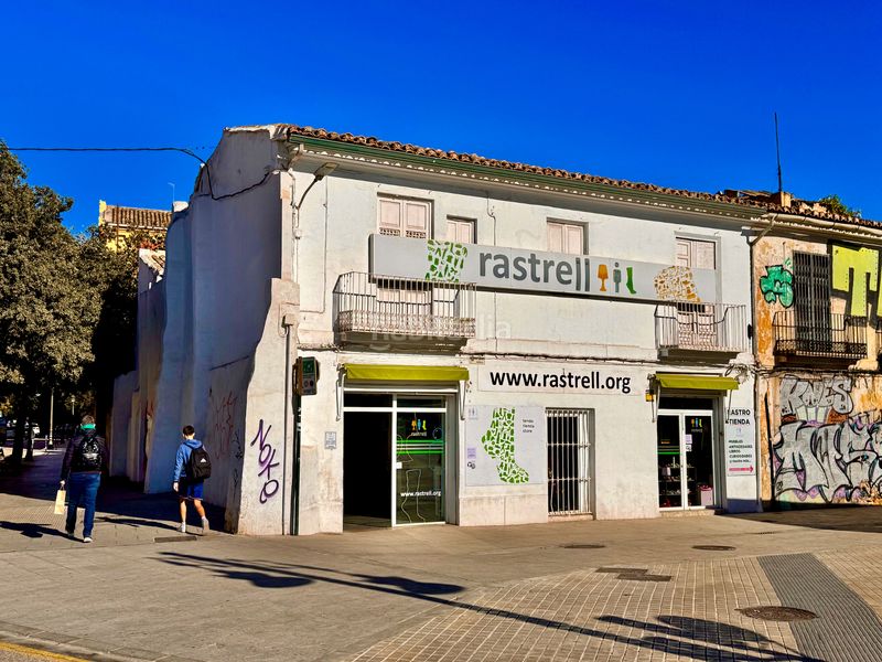 Casa en calle rossinyol 1 casa en esquina dos plantas. junto a puente de la trinidad y museo de bellas artes en Valencia - Imagen 9