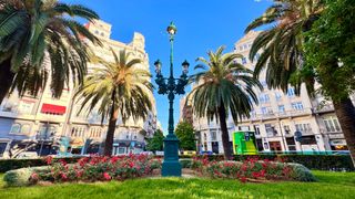 Apartament  Carrer de salamanca 41b. Plaza canovas / salmanca. apartamento 2 hab y 2 baños. junto jar
