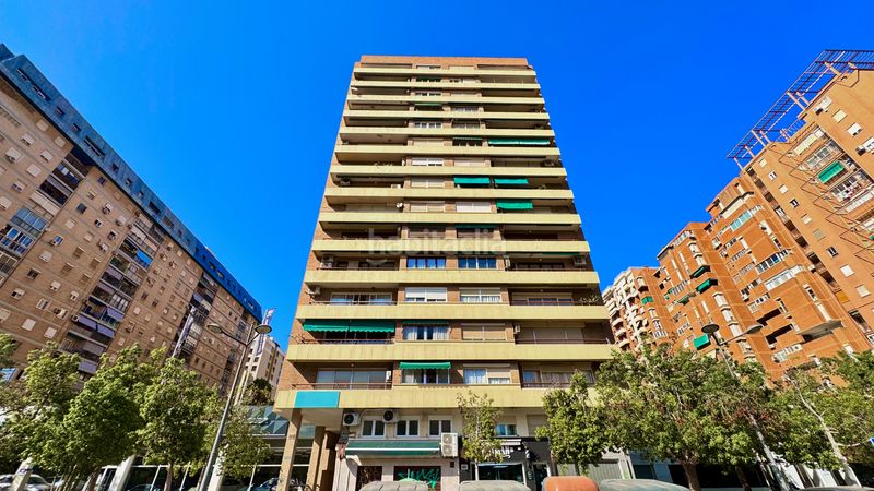 Foto 109d1e5a-30e3-47c0-b281-8dd7ab0082cb. Pis a Ciutat Jardí Valencia
