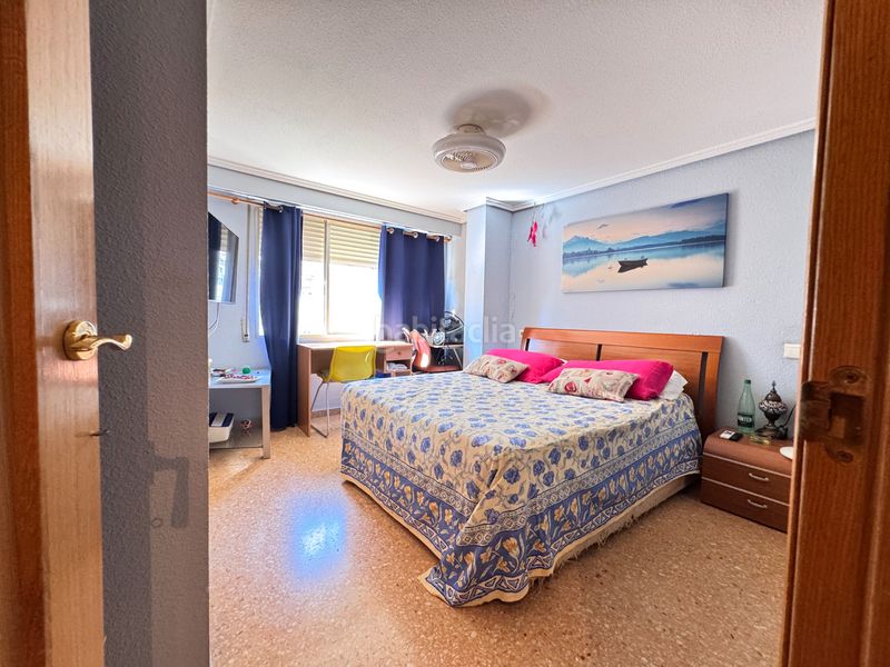 Foto d523ecca-da1a-4907-9285-3478c593bfc6. Pis a Ciutat Jardí Valencia