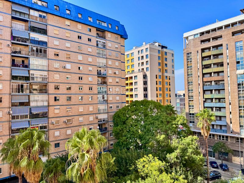Foto f7237a61-ce51-468d-bb06-97034ca965f7. Pis a Ciutat Jardí Valencia
