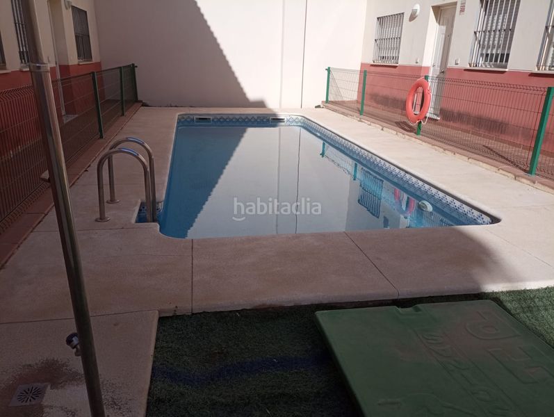 Foto 1401be02-8d44-43ae-9534-5d9ee0cbae44. Pis amb piscina a Burguillos