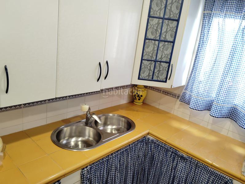 Foto 4c813d21-dccd-4176-869d-733d65a222c9. Casa adosada casa en el centro en Brenes