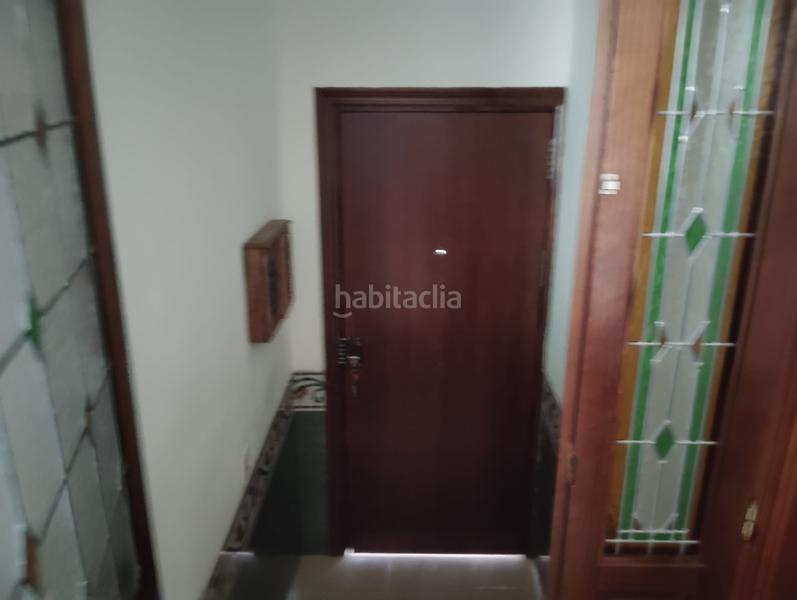 Foto f299dd3f-f477-493d-9d22-e24ae37da1db. Casa adosada casa en el centro en Brenes
