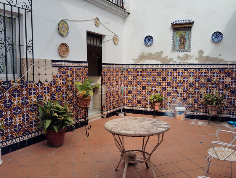 Foto 07d01c9c-47ae-4f7b-be79-c128ae6106c5. Casa con parcheggio in Brenes