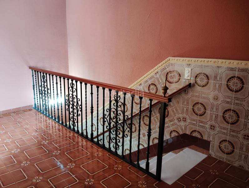 Foto 08ae6453-6f9c-4074-94bd-187d49dcc523. Casa con parcheggio in Brenes