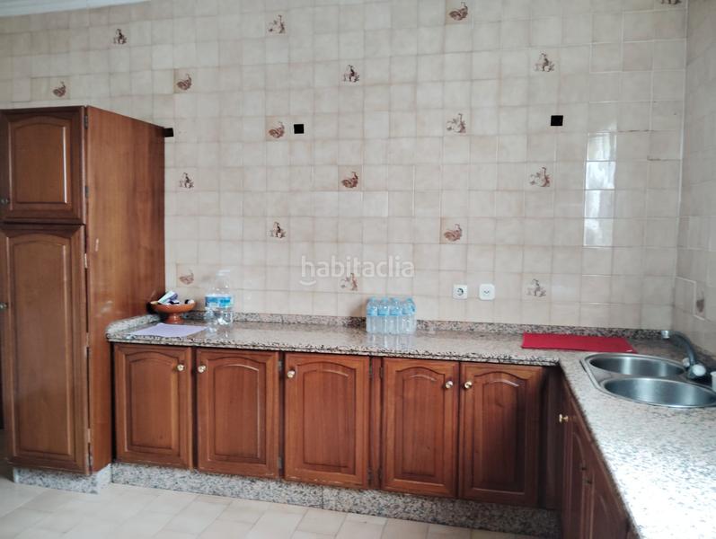 Foto 3f6d60db-f34f-4bd9-8f3c-d99bf625c7bf. Casa con parcheggio in Brenes