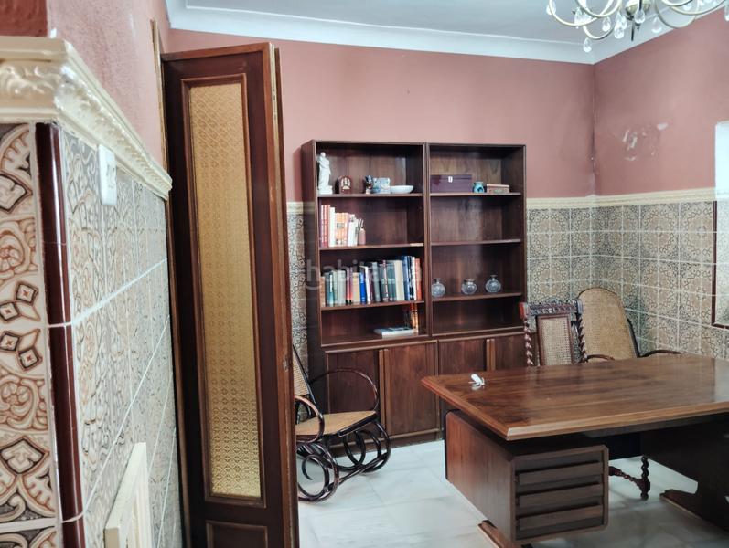 Foto 4d12988c-b1d7-48f9-960d-3c744aa3955f. Casa con parcheggio in Brenes